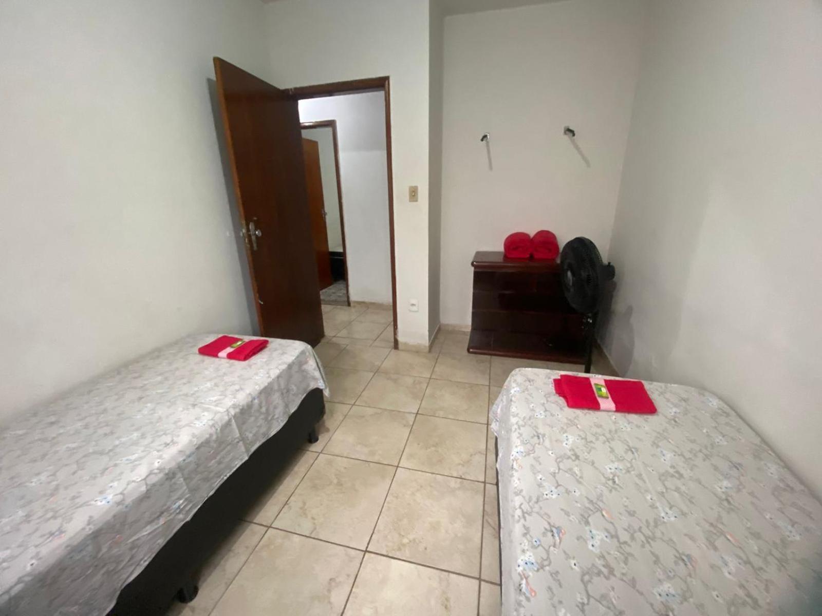 Casas De Temporadas - Hotel Recanto Do Sossego Uberlândia Camera foto